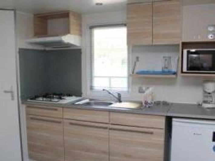 Flower Camping les 3 Ours - Mobilhome 4 personnes - Confort tv en supplément in Montbarrey, Jura