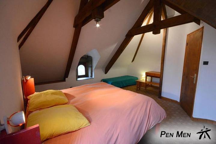 Location de vacances pour 14 personnes, avec vue et jardin dans Bon Repos sur Blavet - 2