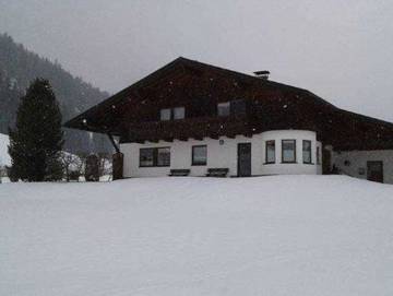 Ferienwohnung für 3 Personen, mit Ausblick und Balkon, kinderfreundlich in Tannheimer Tal