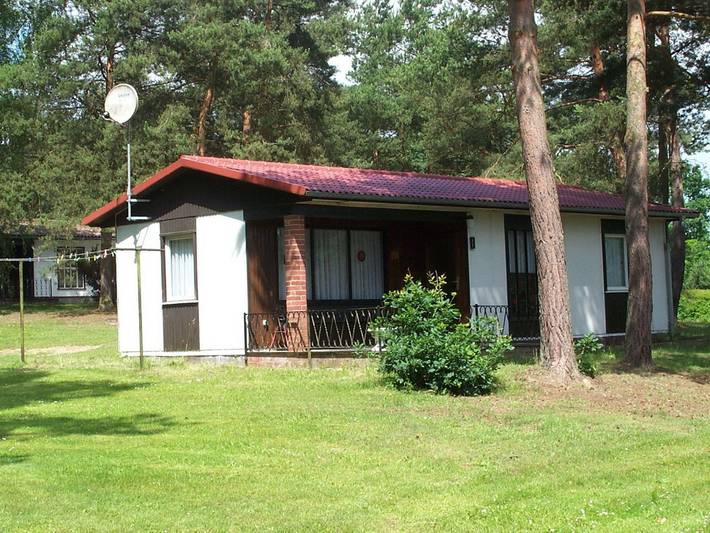 Ferienhaus für 3 Personen, mit Terrasse und Garten - 1