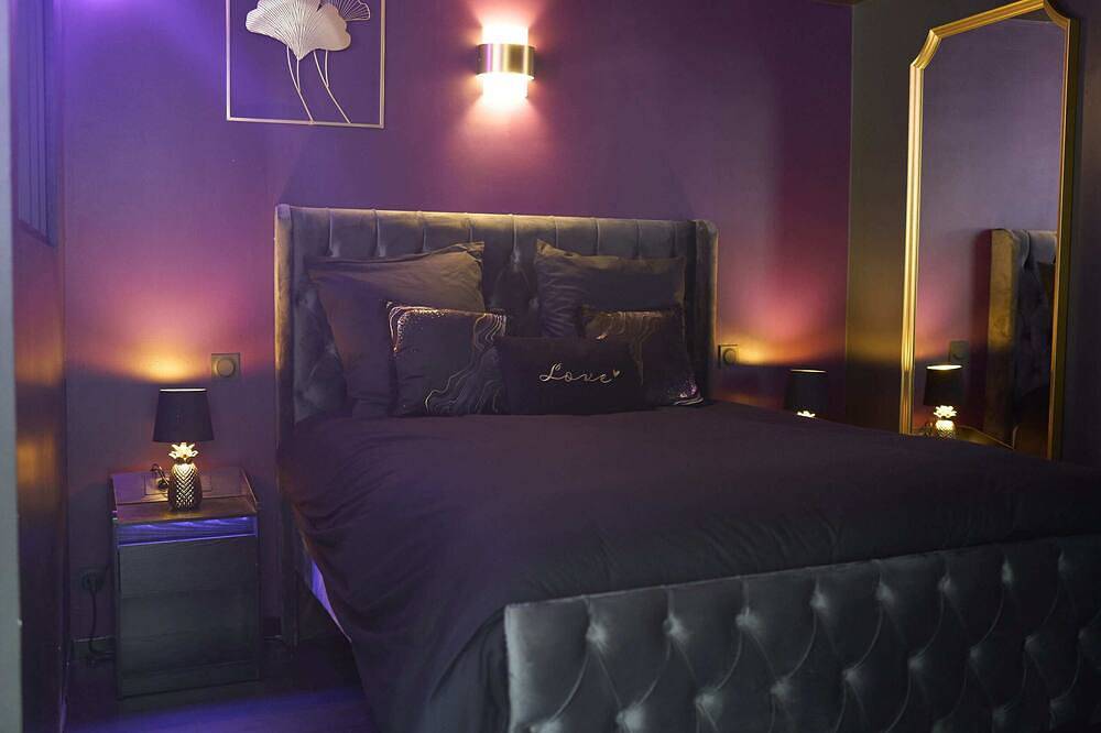 La Romance Room - Jacuzzi | Cinema | Sauna in Valle del Oise