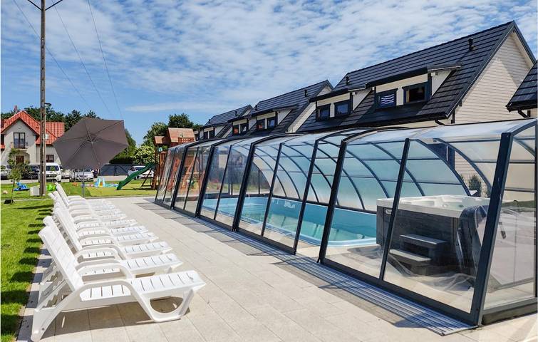 Ferienhaus für 8 Personen mit Pool in Stegna, Zatoka Gdańska