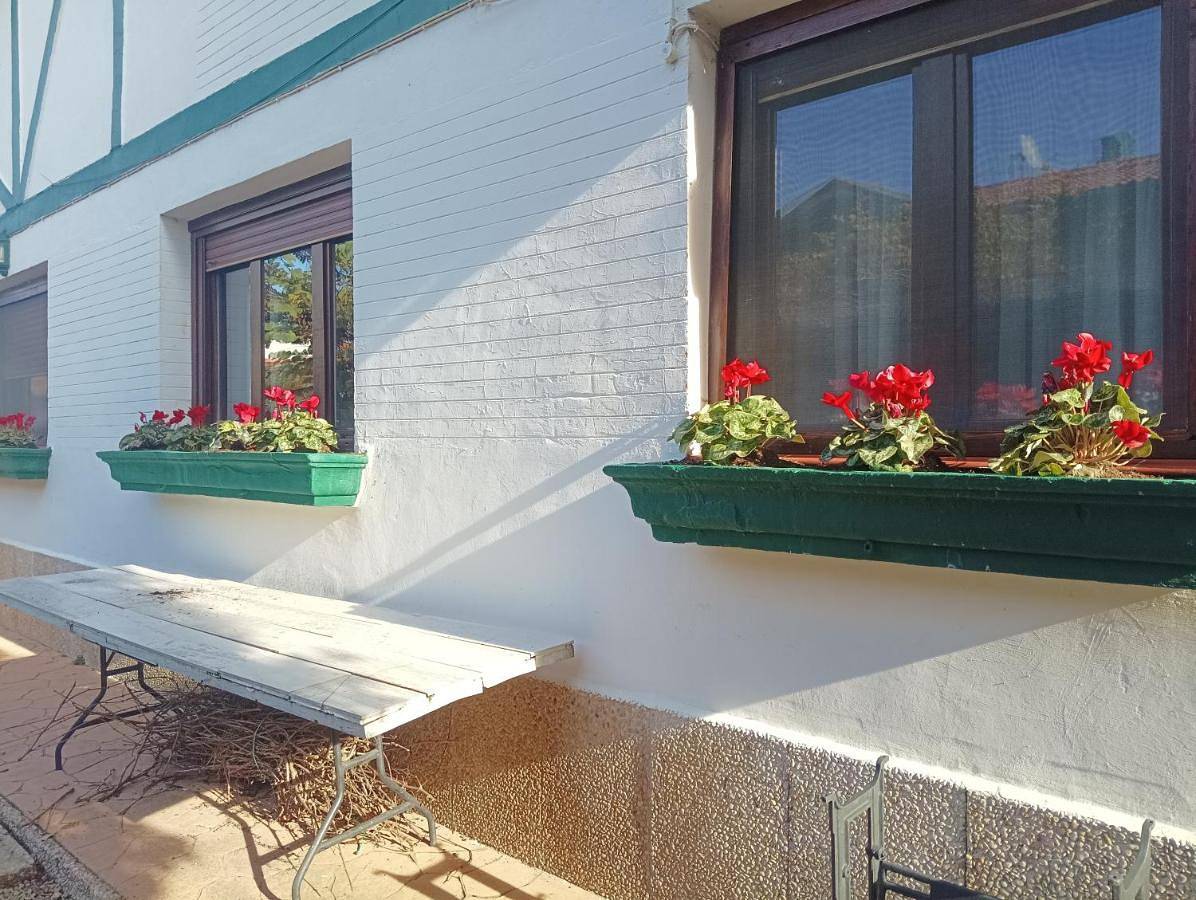 Chalet Alméndora Perfecto para grupos y familias in Haro, Provincia de La Rioja