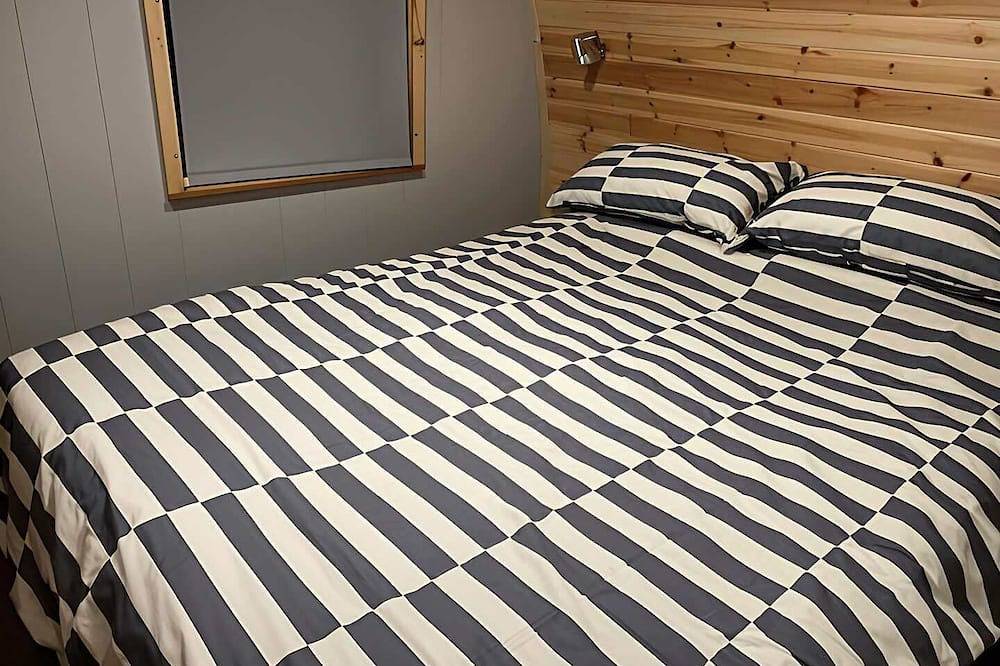Starview by Mirriemora l Shetland l St Ninians Isle l Cosy Pod in Shetland Islands