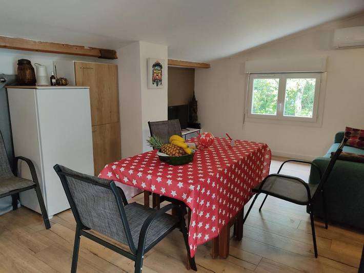 Gîte pour 2 personnes, avec balcon et jardin à Jouques - 3