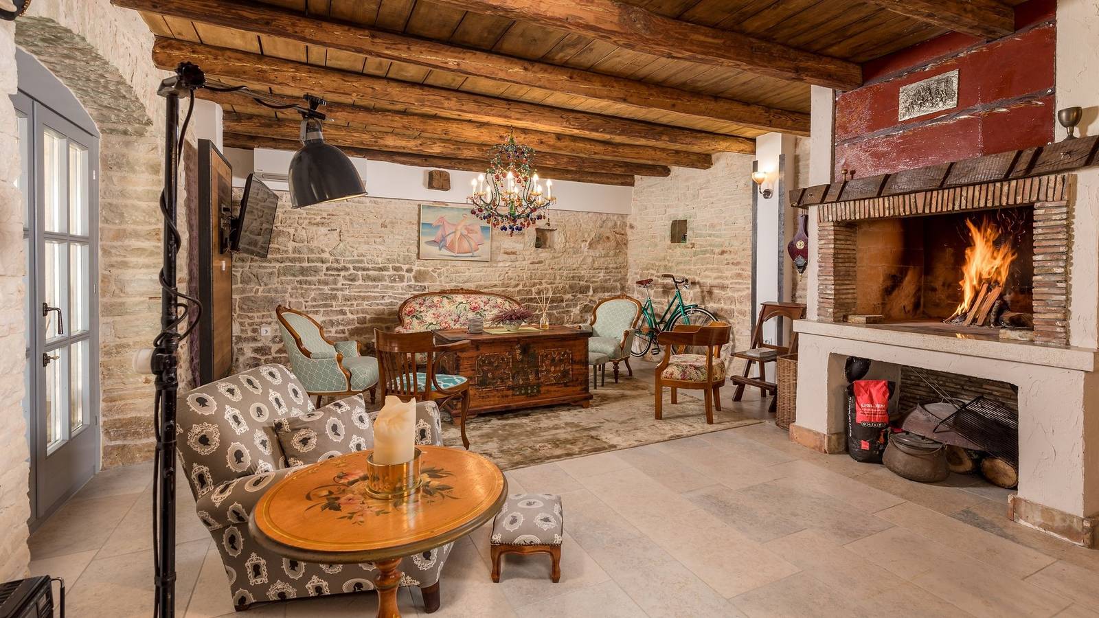 Rustikale Villa Folirantica mit Pool in Svetvinčenat, Zentralistrien