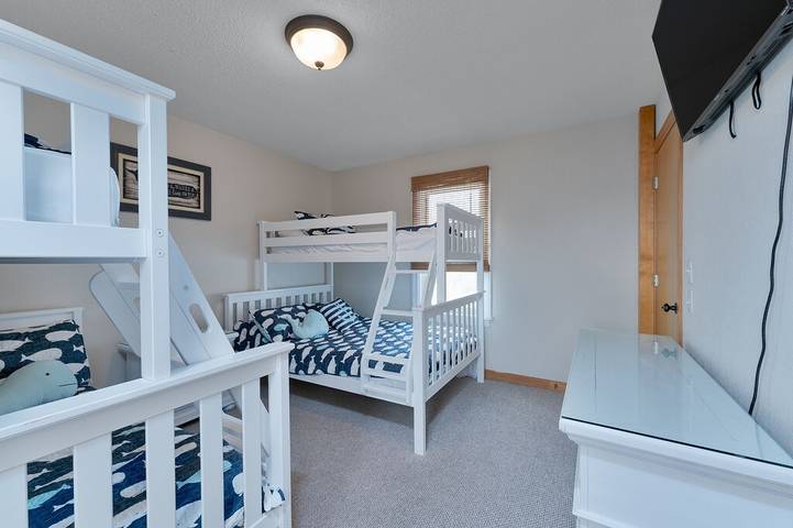 Vacation house for 14 people, with hot tub, with pets in Corolla