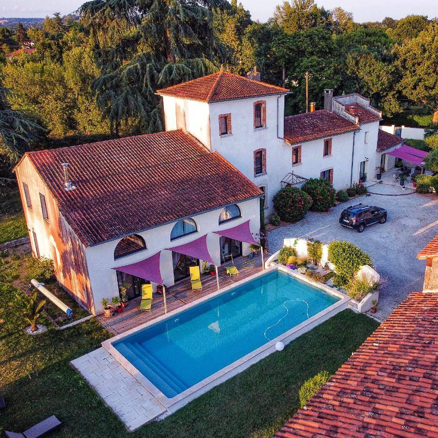 Two-Bedroom Suite in Terssac, Région d'Albi