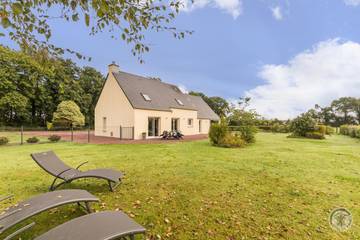 Gîte pour 12 personnes, avec jardin et terrasse à Yvetot-Bocage