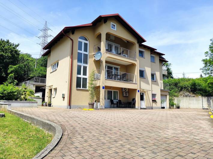 Ferienwohnung für 4 Personen, mit Balkon/Terrasse in Rijeka - 2