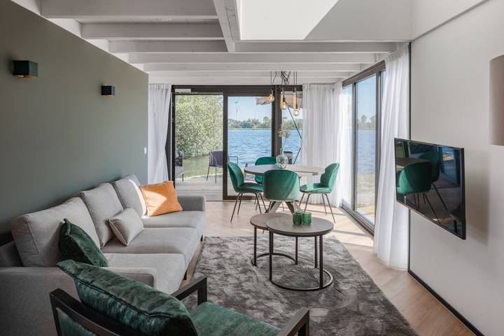 Ferienhaus für 4 Personen, mit Balkon/Terrasse und Balkon sowie Terrasse in Südholland - 2