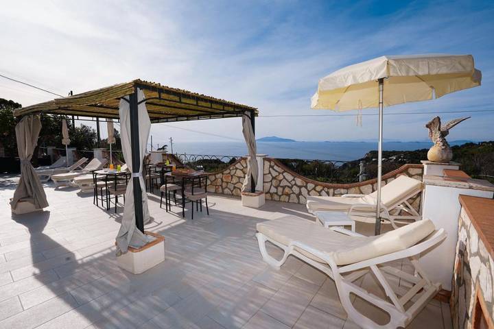 B&b per 2 persone, con terrazza e panorama a Anacapri