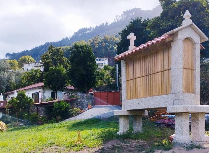 Casa de férias para 6 pessoas, com jardim e vista no Gerês