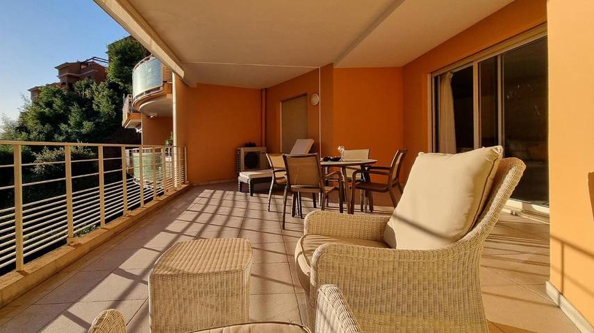 Gîte pour 4 personnes, avec piscine et terrasse dans Port de la Figueirette - 2