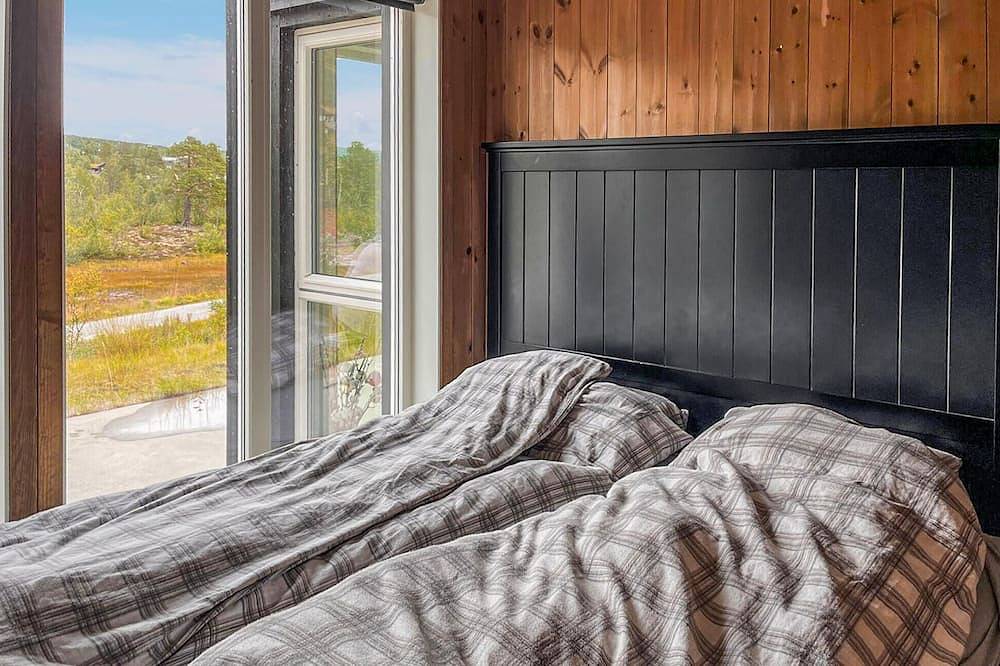 Cozy home in Hovden i Setesdal - with jacuzzi in Hovden, Bykle 