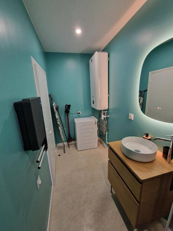 Appartement entier, Apartment in Lurcy-Lévis, Allier