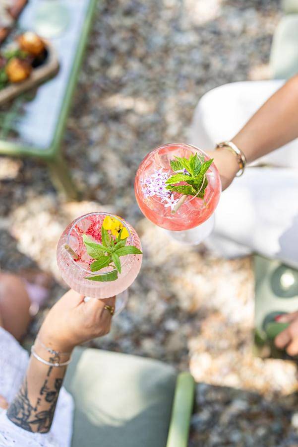 Hôtel pour 2 personnes, avec jardin ainsi que vue et piscine à San-Martino-di-Lota - 3