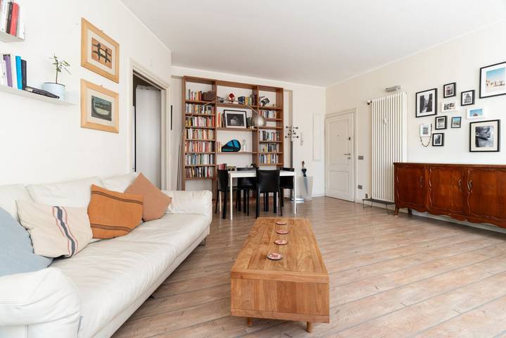 Ganze Wohnung, Ferienwohnung für 2 Personen mit Balkon/Terrasse in Mailand, Mailand Provinz