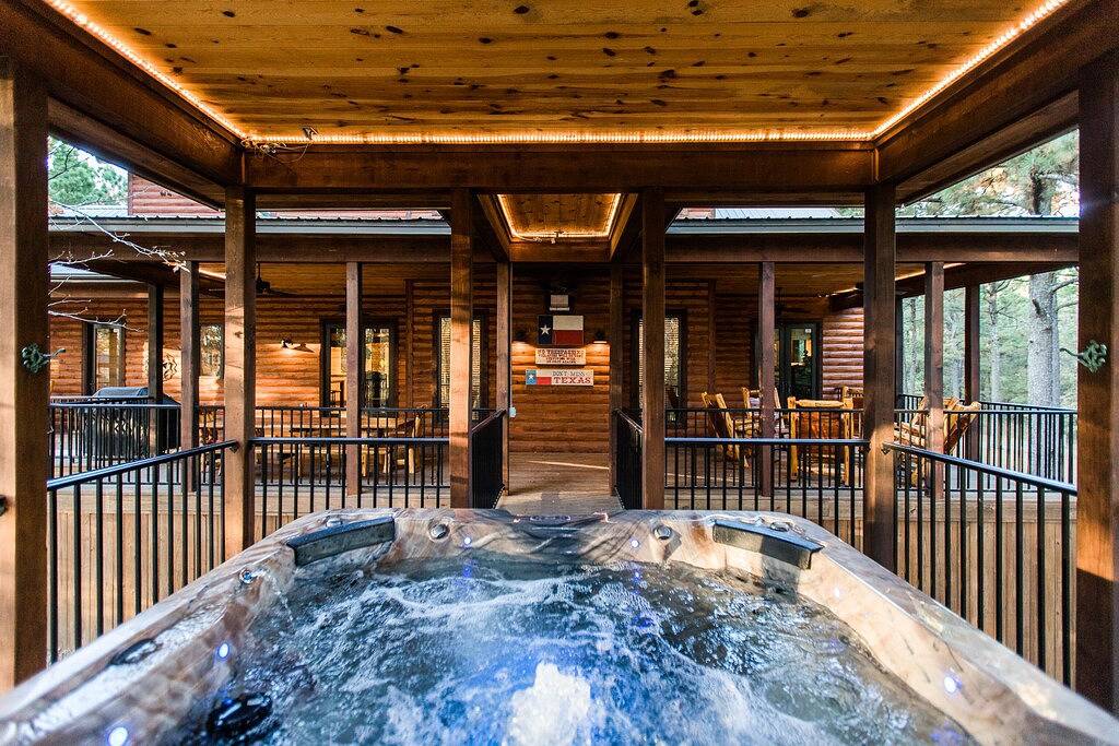 Neu! Geräumig! \"Nennen Sie es ein Tag\" Luxus-Kabine in Broken Bow; Beavers Bend in Broken Bow, Broken Bow Lake