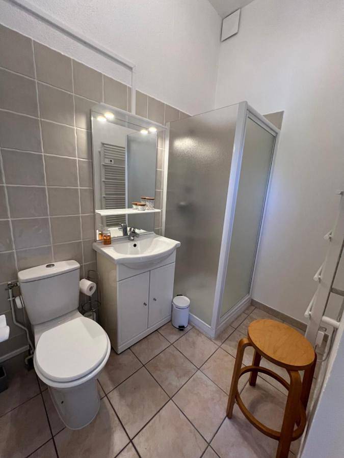 Gîte pour 3 personnes, avec vue ainsi que piscine et jardin à Sauve - 2