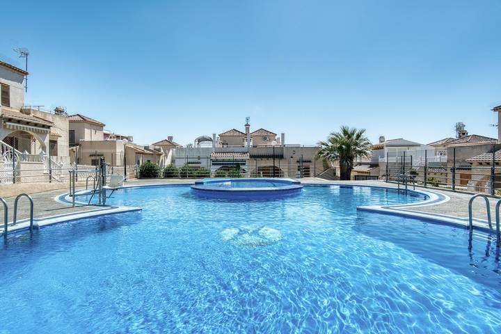 Villa pour 6 personnes, avec bassin pour enfant et jardin à Orihuela - 2