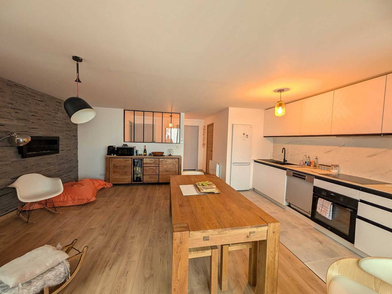 Appartement entier, Superbe logement skis aux pieds, calme avec parking, près Montgenèvre in Montgenèvre, Région de Briançon