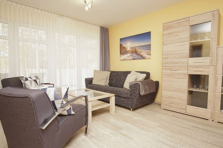 Ferienwohnung für 2 Personen, mit Balkon in Göhren