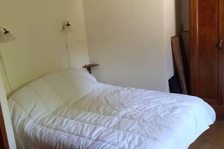 Location de vacances pour 5 personnes, avec jardin à Saint-Jean-du-Bruel - 2