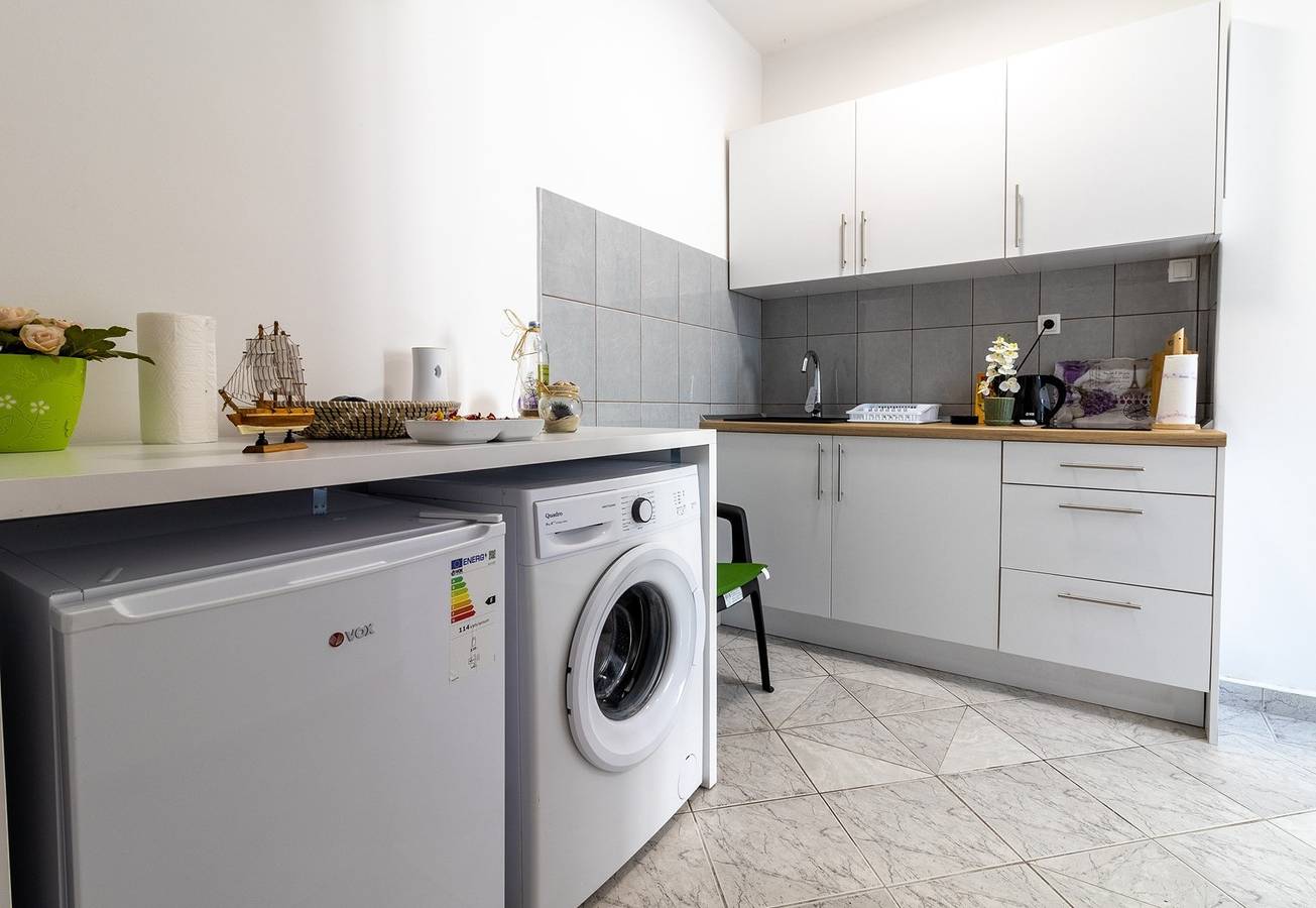 Ganze Wohnung, Ferienwohnung für 7 Personen mit Balkon/Terrasse in Neum, Bosnien und Herzegowina