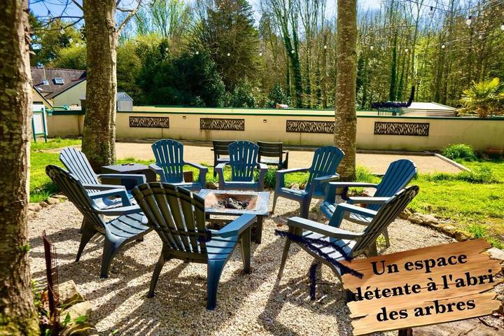 Location de vacances pour 5 personnes, avec piscine ainsi que jardin et jacuzzi, adapté aux familles à Saint-Évarzec - 4