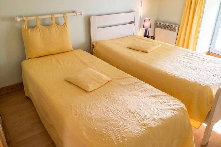 Location de vacances pour 4 personnes, avec Jardin à Antezant-la-Chapelle - 3
