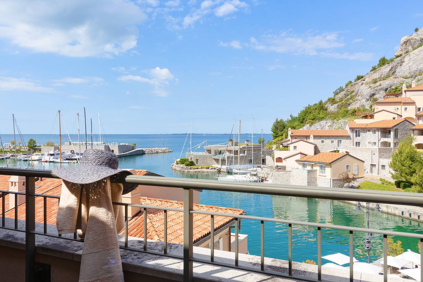 Ganze Wohnung, La tempesta perfetta - Portopiccolo Apartments in Sistiana, Karst
