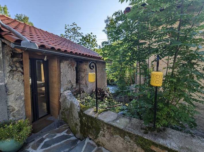 Gîte pour 2 personnes, avec Jacuzzi et Terrasse ainsi que Jardin et Vue dans Mauléon-Barousse - 2
