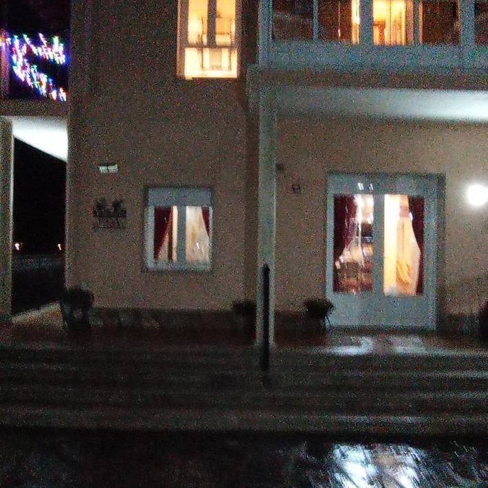 Apartamento para 6 personas, con jardín y vistas, Se admiten mascotas en Monforte de Lemos