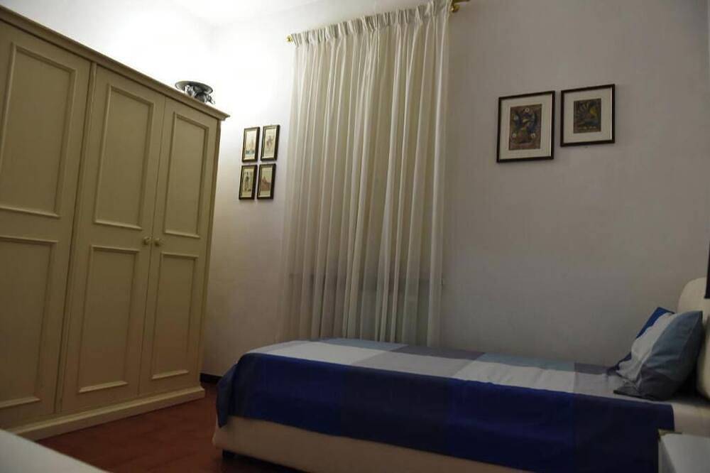 Via Belvedere 50 – Ampia Casa di Campagna con Vista Panoramica e Terrazza in Montefalco, Perugia e dintorni
