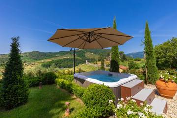 Villa für 8 Personen in Lucca, Lucca Provinz, Bild 2