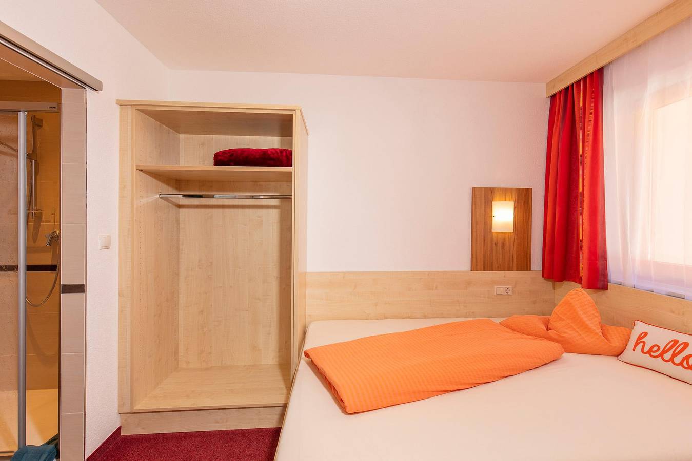 Ganze Ferienwohnung, Appartement B in Gries, Längenfeld