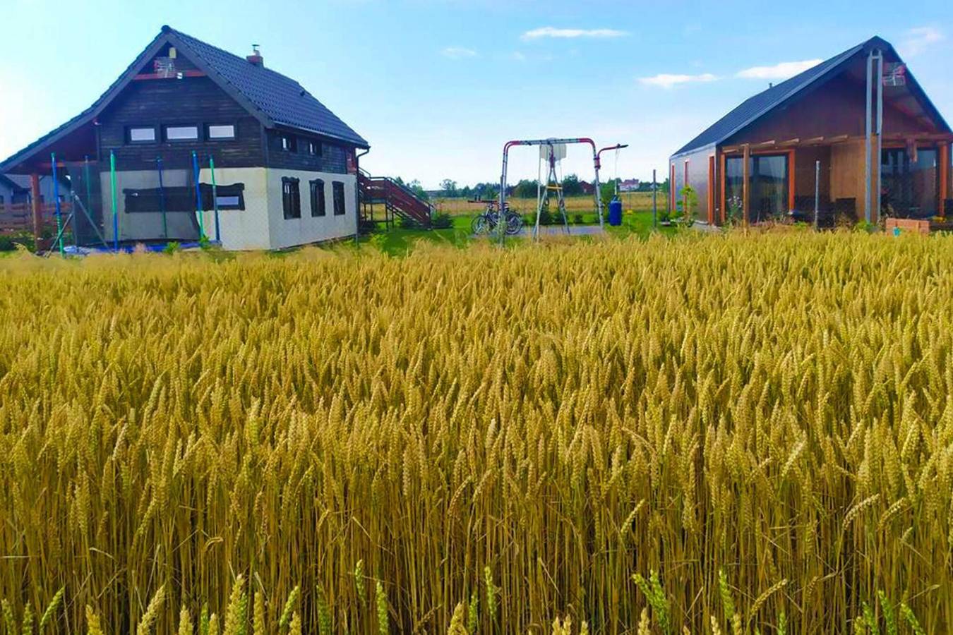 Chalet à Jezierzany près du lac Wicko & plage in Jezierzany, Powiat de Sławno