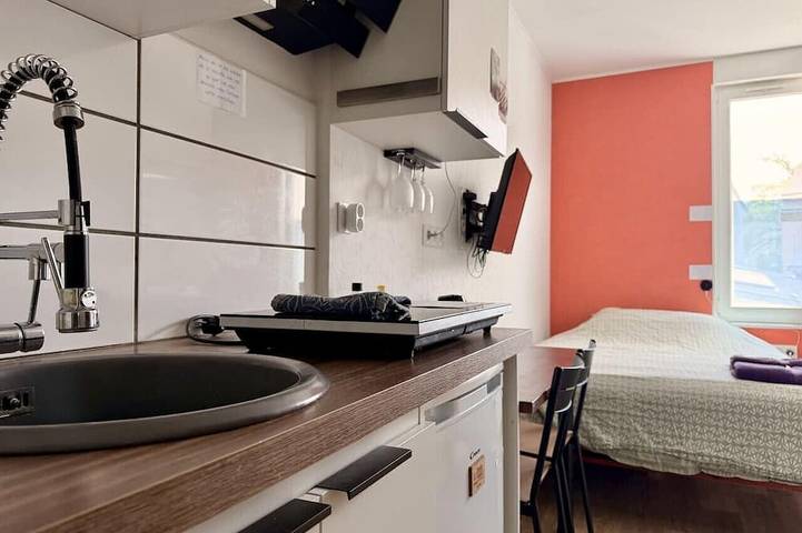 Apartamento entero, Cosy studio renovated in 2023 Garage in Saint-Pierre-des-Corps, Región de Tours