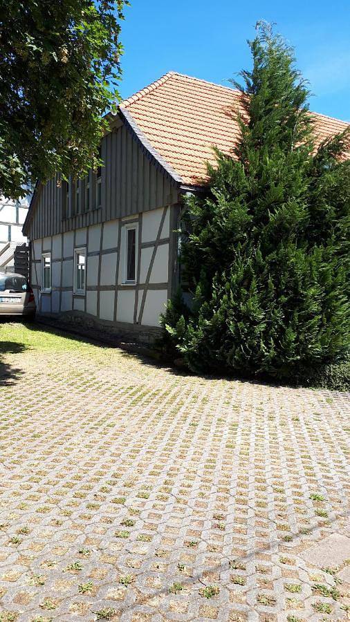 Ferienwohnung für 2 Personen, mit Terrasse und Garten in Sondershausen - 4