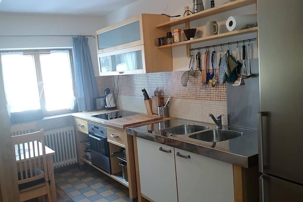 Ganze Wohnung, Ruhige gelegenen Ferienwohnung am Waldrand in Schliersee, Alpenland Tegernsee Schliersee