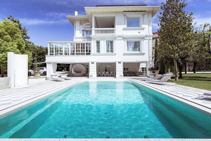Casa vacanza per 10 persone, con giardino e sauna nonché idromassaggio, con animali domestici in Empoli