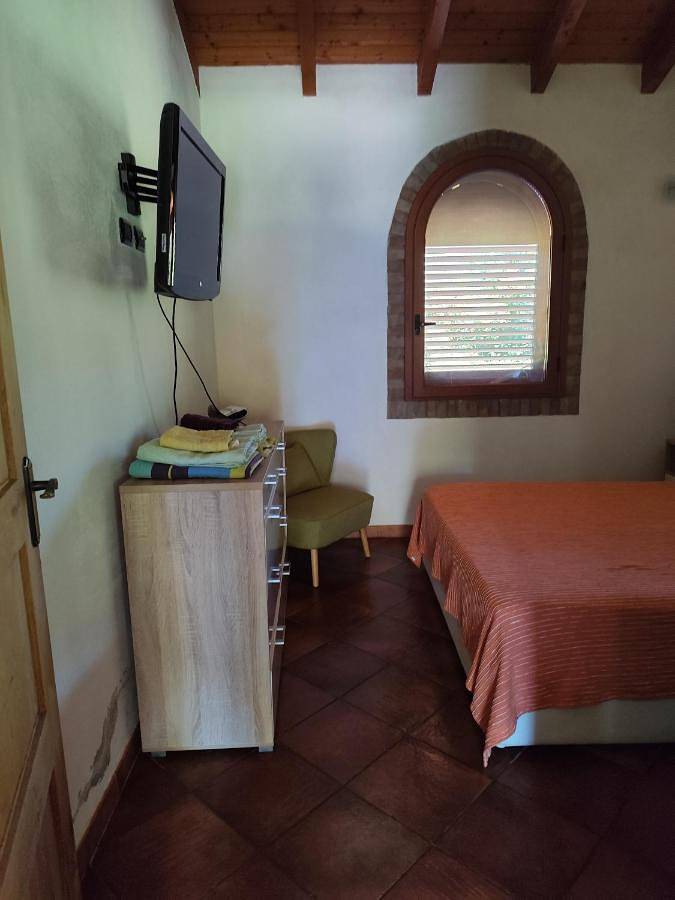 Location de vacances pour 6 personnes, avec jardin et vue, adapté aux familles à Fluminimaggiore - 3