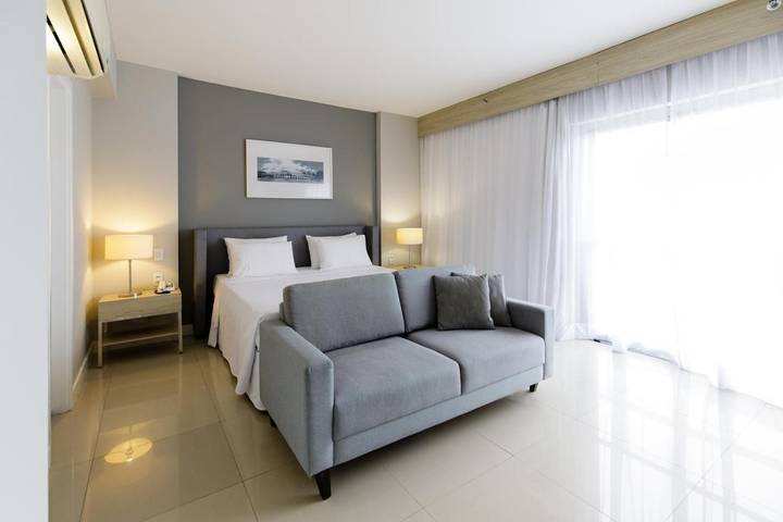 Pousadas para 3 pessoas, com balcão e sauna e ainda vista and piscina, com animais de estimação na Barra da Tijuca