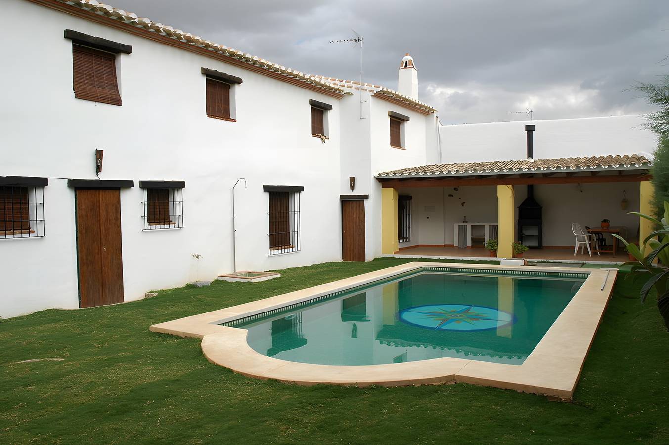 Casa Rural 'La Saucedilla' con vistas a la montaña, piscina privada y Wi-Fi in Archidona, Provincia de Málaga