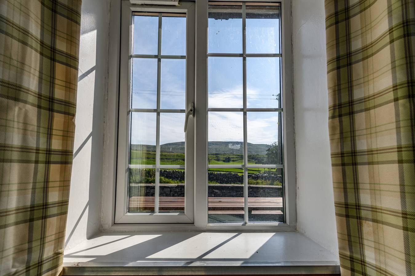 Old School House - Yorkshire Three Peaks Challenge in Yorkshire Dales National Park