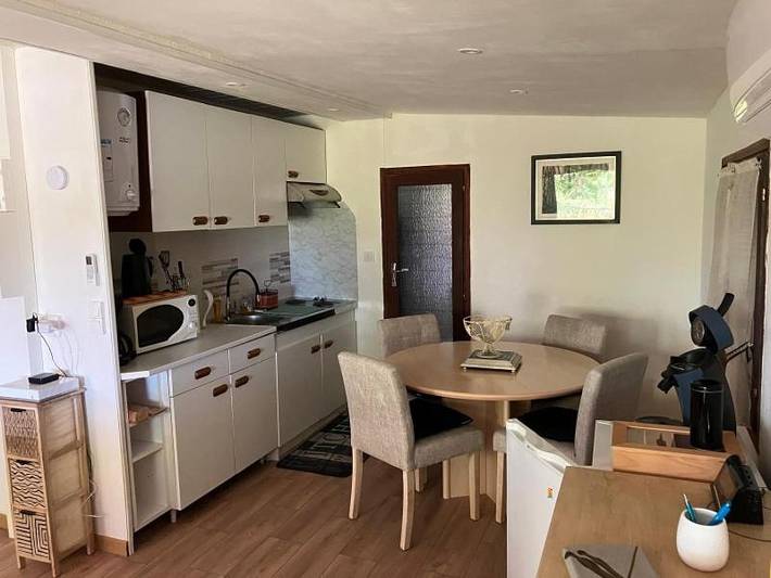 Location de vacances pour 6 personnes, avec Balcon et Terrasse ainsi que Vue sur le lac et Vue à Changey