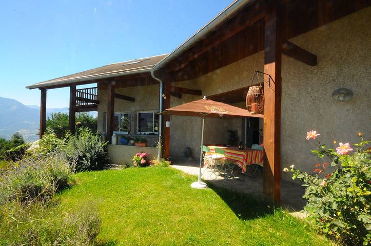 Gîte pour 8 personnes, avec jardin et balcon à Embrun - 2