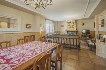 Casa Rural Con Piscina para 11 Personas en San Millán de Lara, Provincia de Burgos, Foto 3