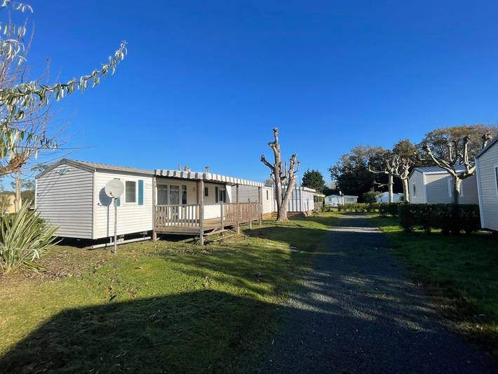 Camping für 6 Personen, mit Terrasse, mit Haustier auf Île d'Oléron
